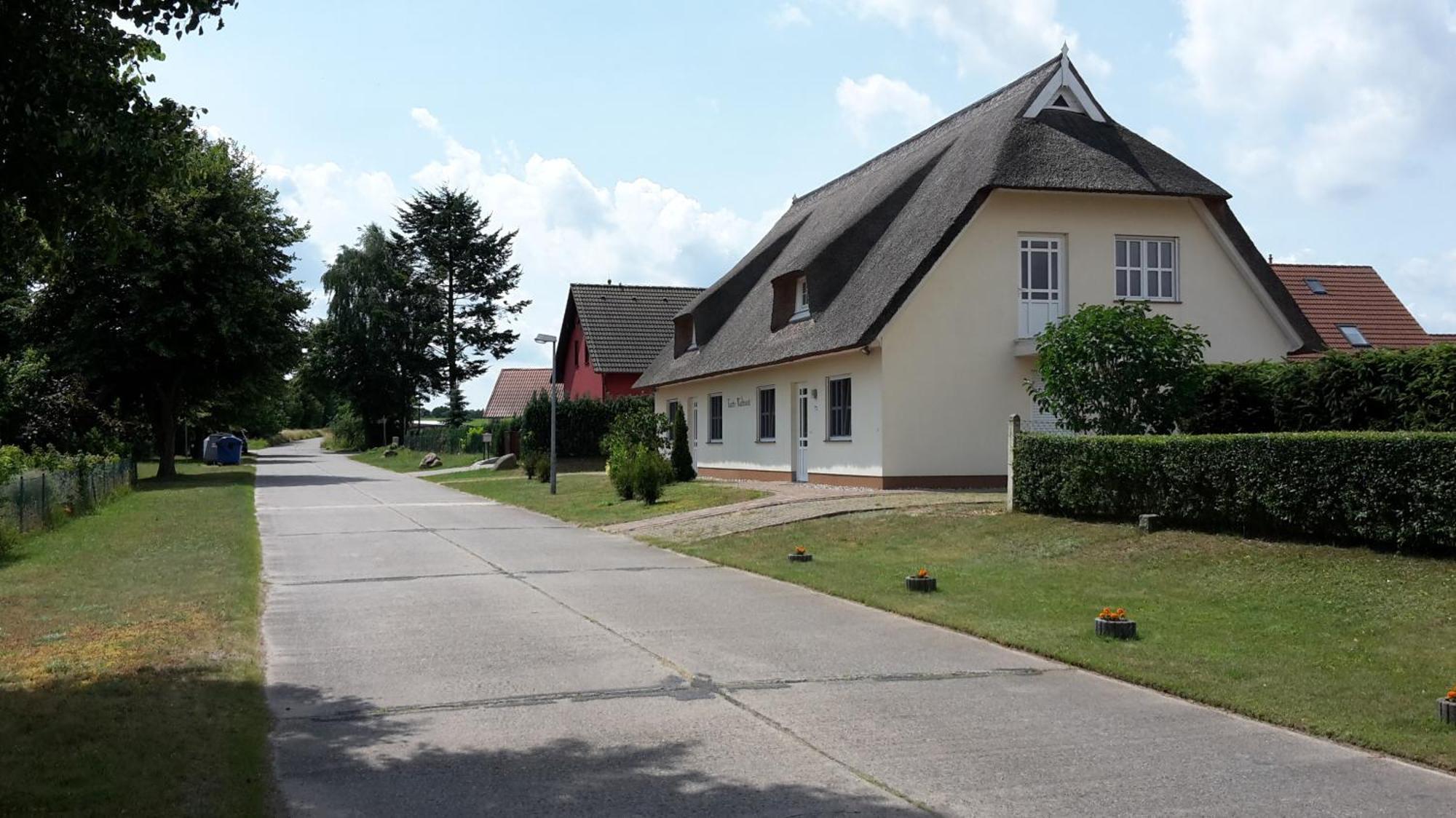 Villa Haeuschen "Tante Waltraut" Garz  Esterno foto